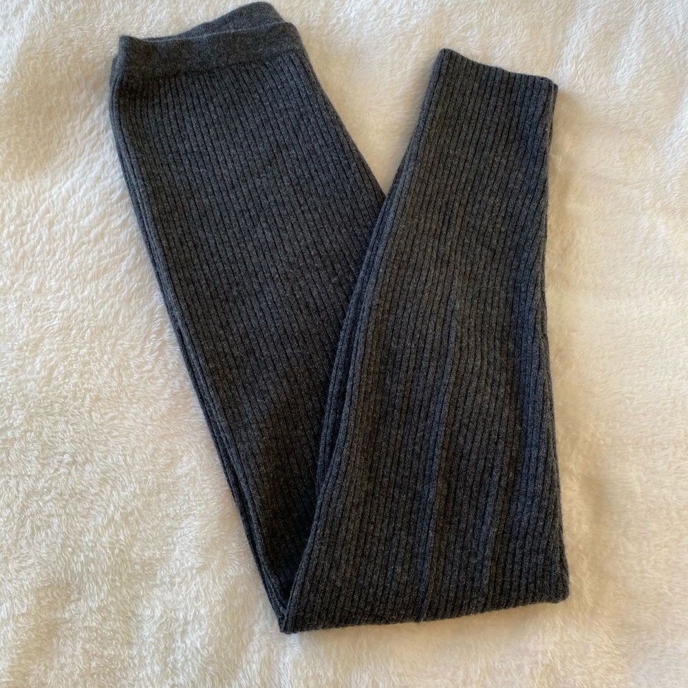 Neiman Marcus Cashmere Leggings